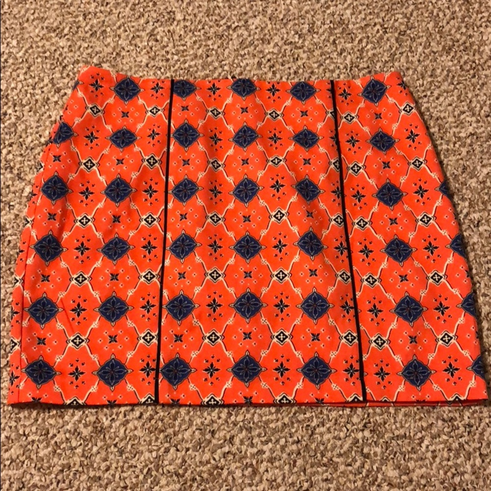 Size L Forever 21 Contemporary Geometric Skirt